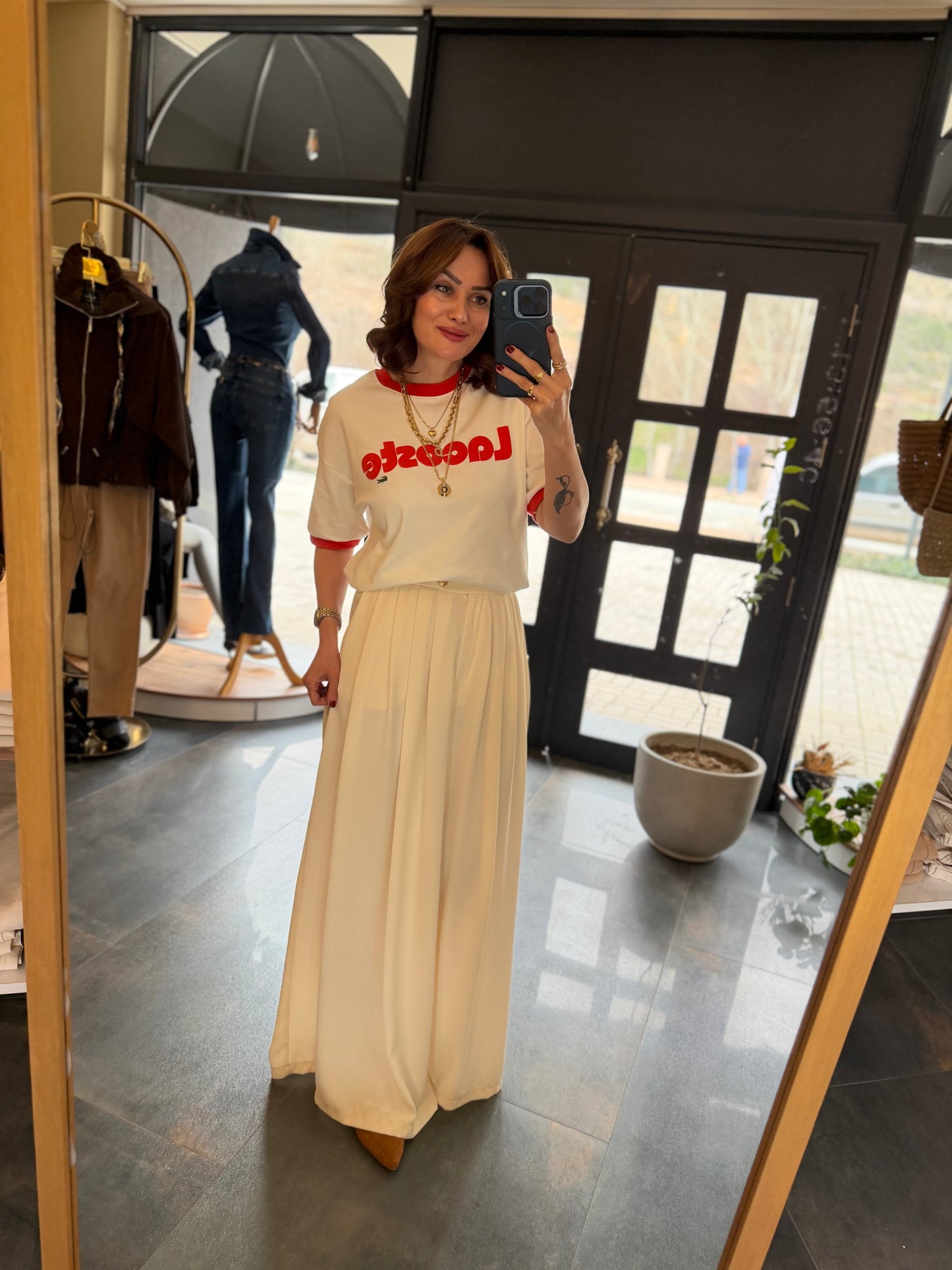 Kylen Beyaz Krep Pileli Pantolon