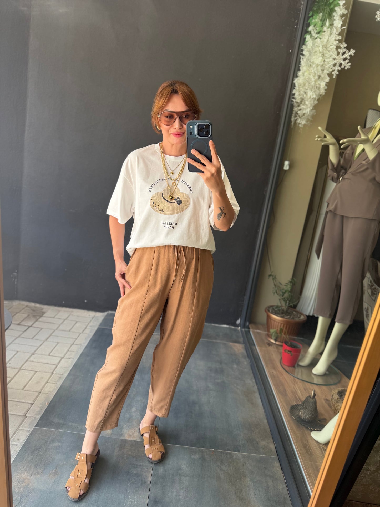 Camel Tensel Havuç Pantolon & T-Shirt Kombin