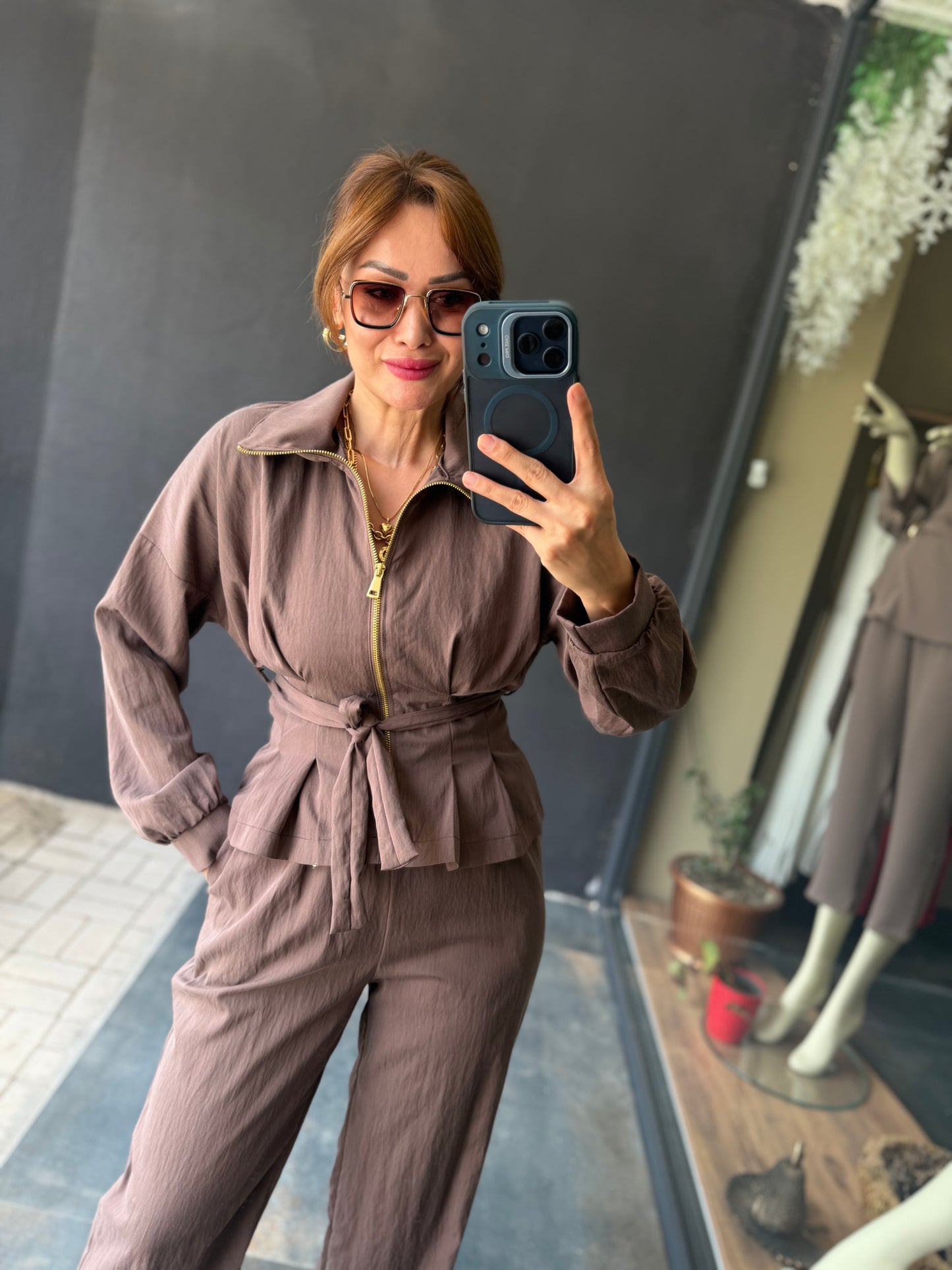 Kahve Kuşaklı Tensel Takım