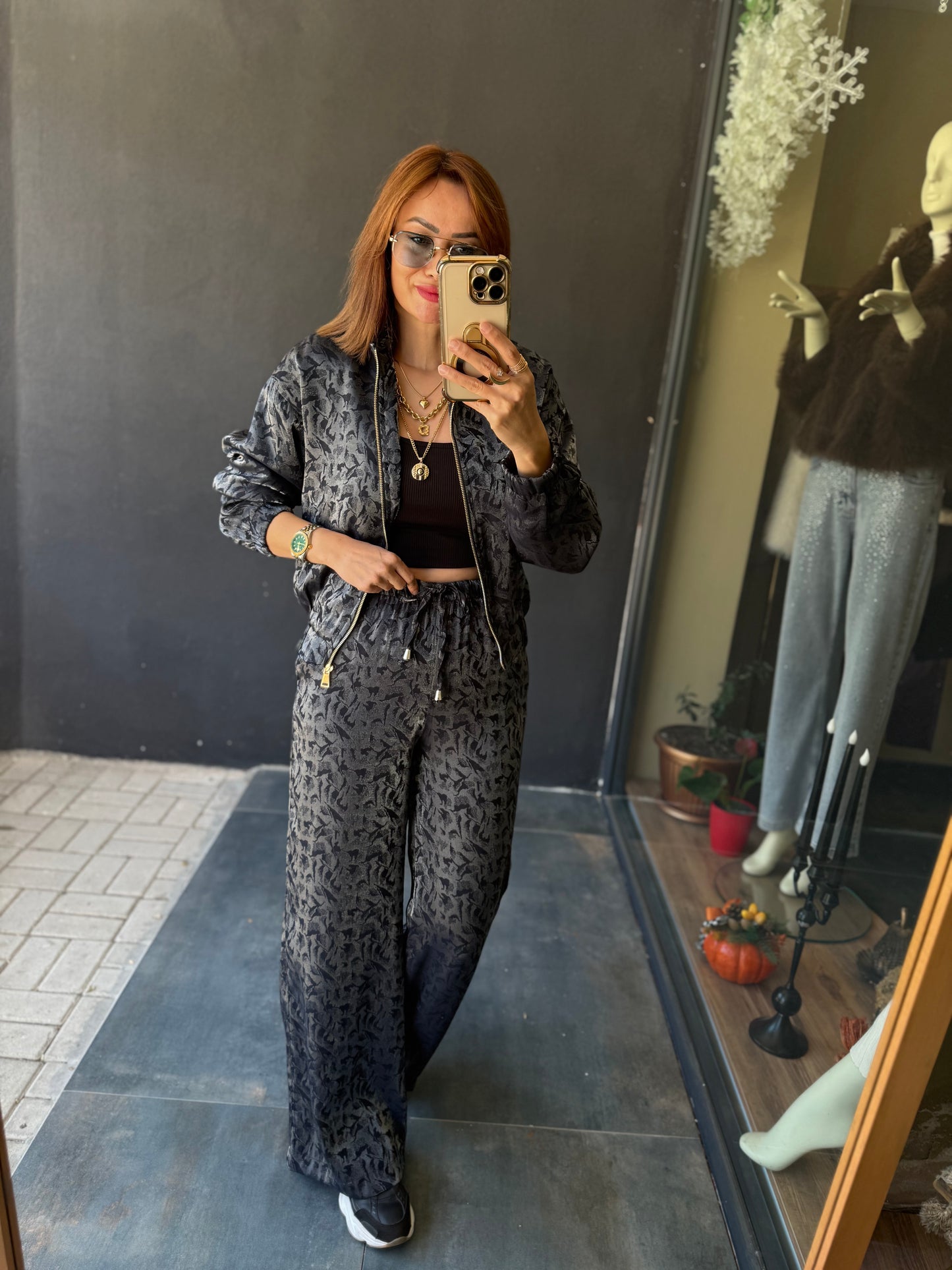 Sagomi Gri Desenli Takım