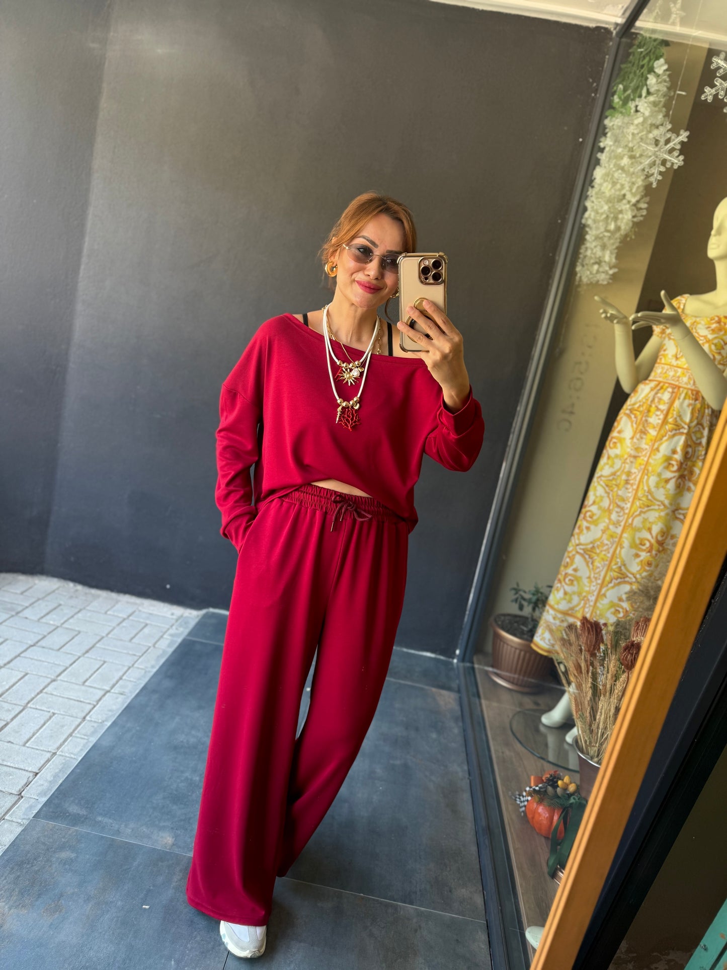 Latest Bordo Modal Takım