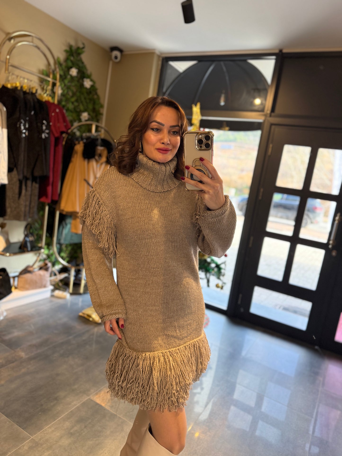 Broni Püsküllü Triko Elbise