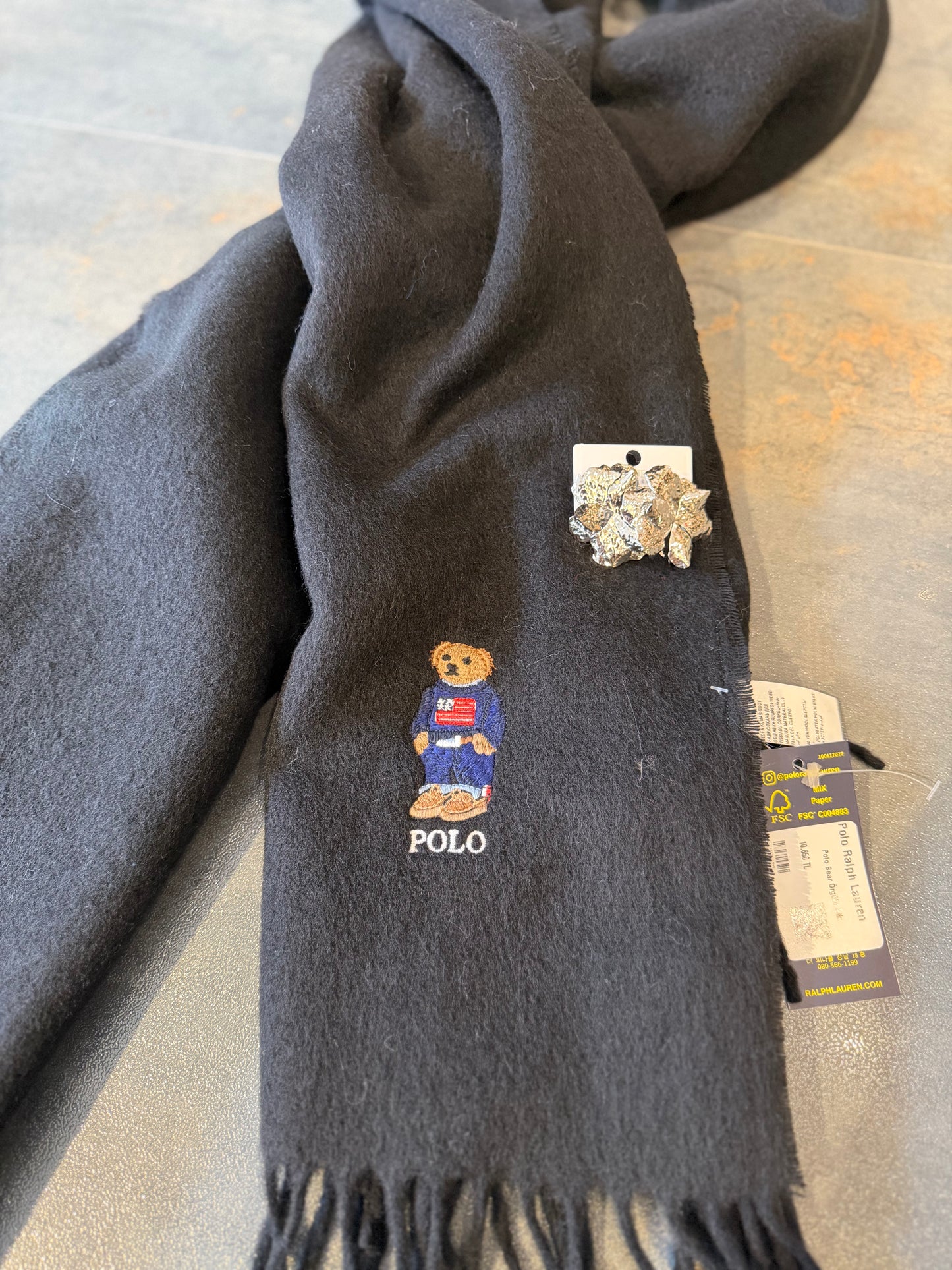 Gustor Siyah Peluş Atkı