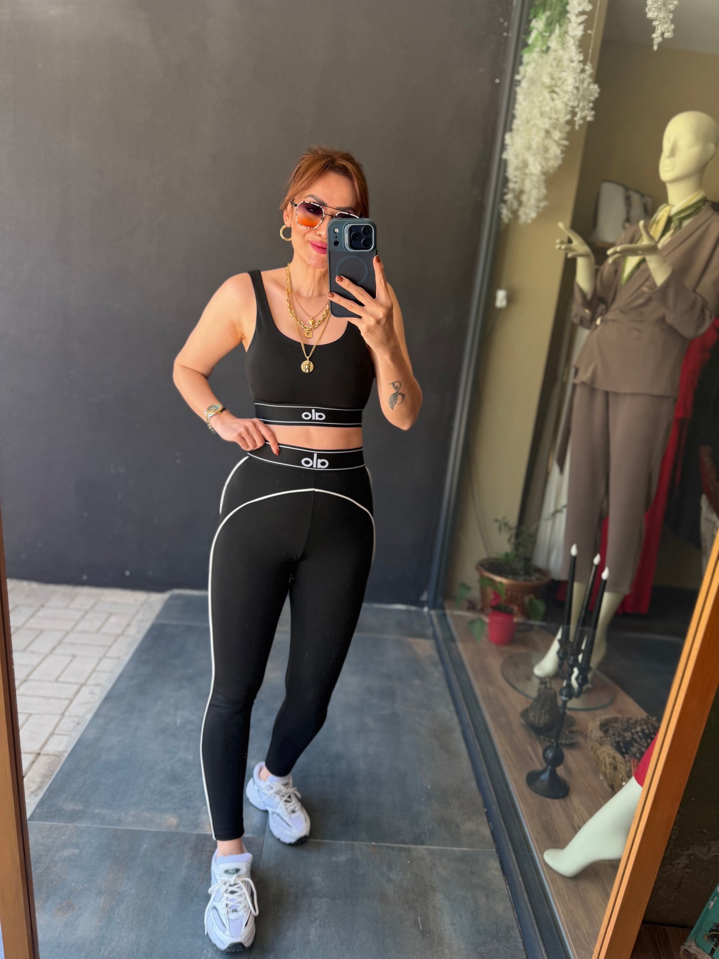 Ronali Siyah Tayt & Crop Takım
