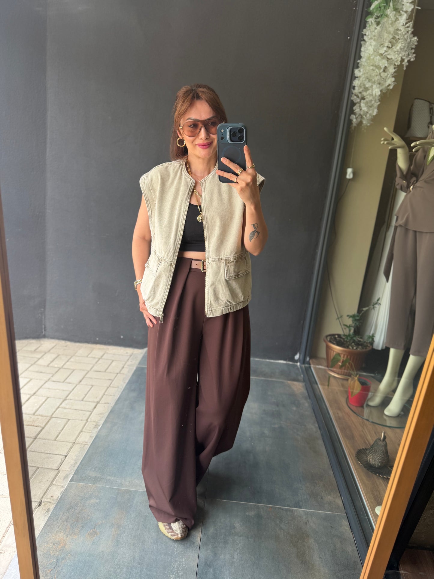 Taş Rengi Oversize Cepli Kadın Yelek