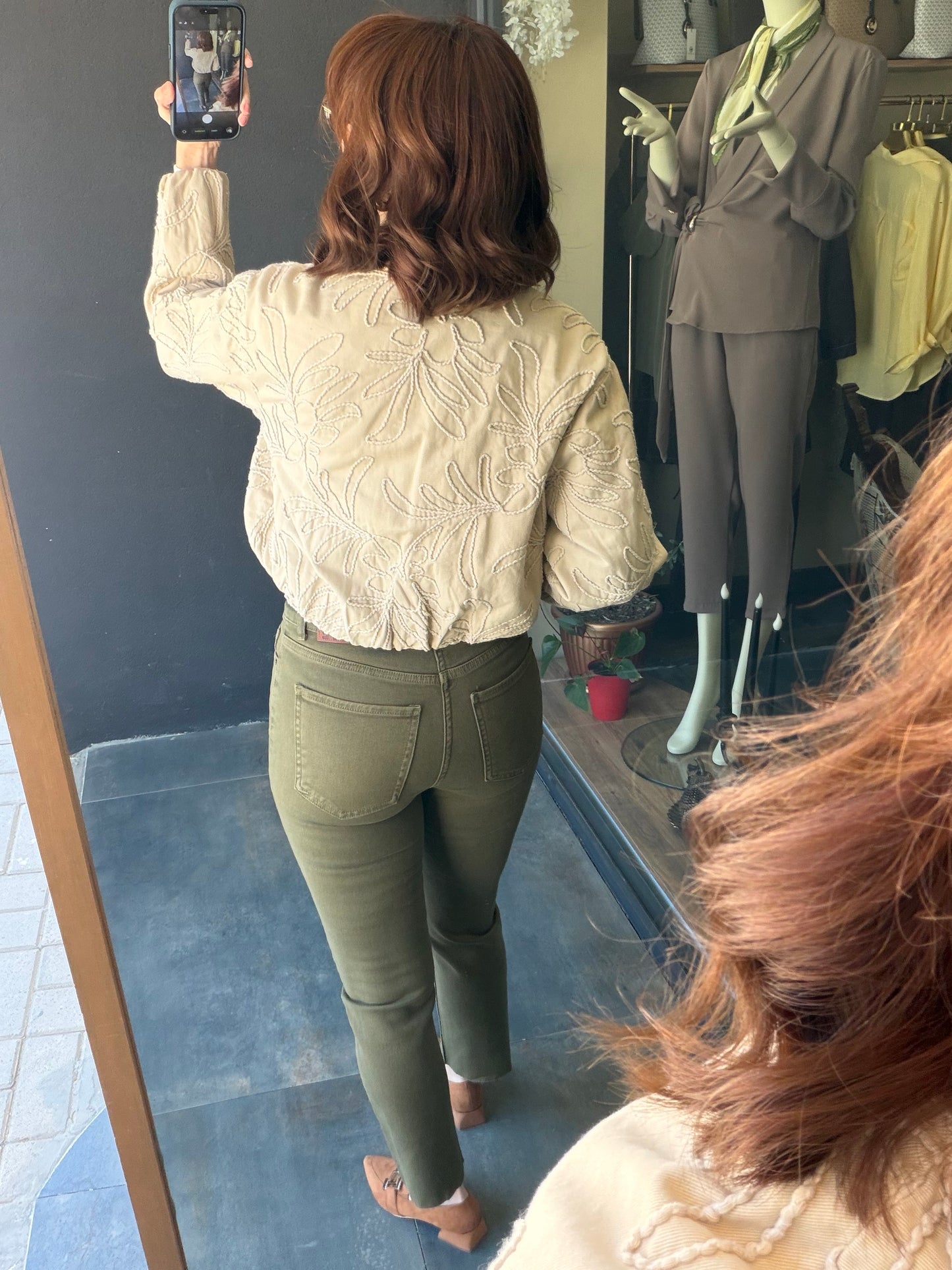 Nefsi Nakışlı Bomber Ceket