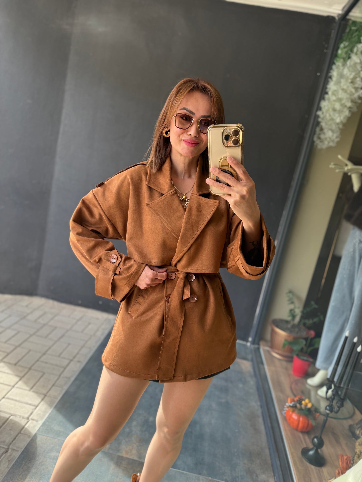 Table Tarçın Trenchcoat