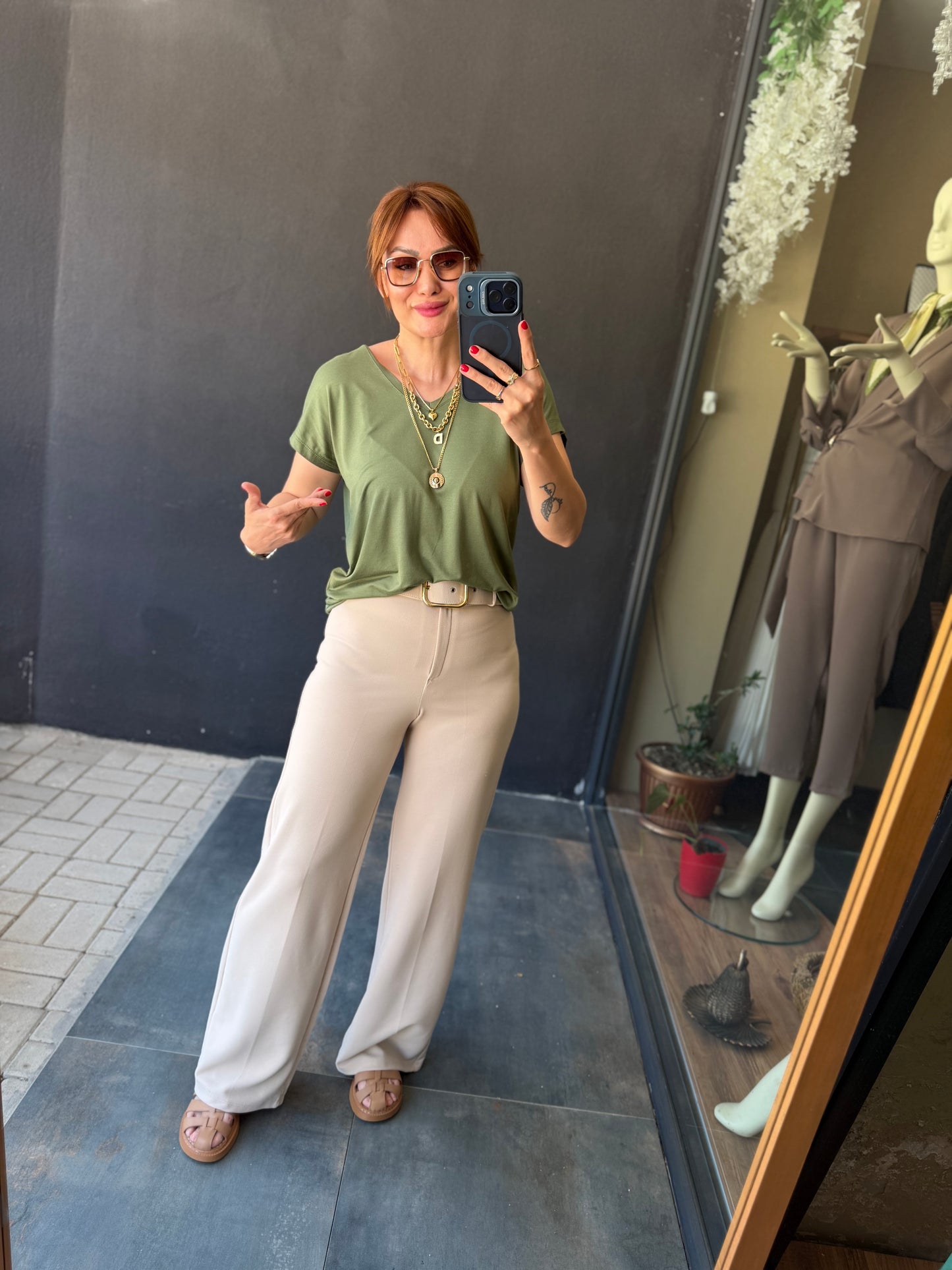 Bej Pantolon & Tshirt Takım