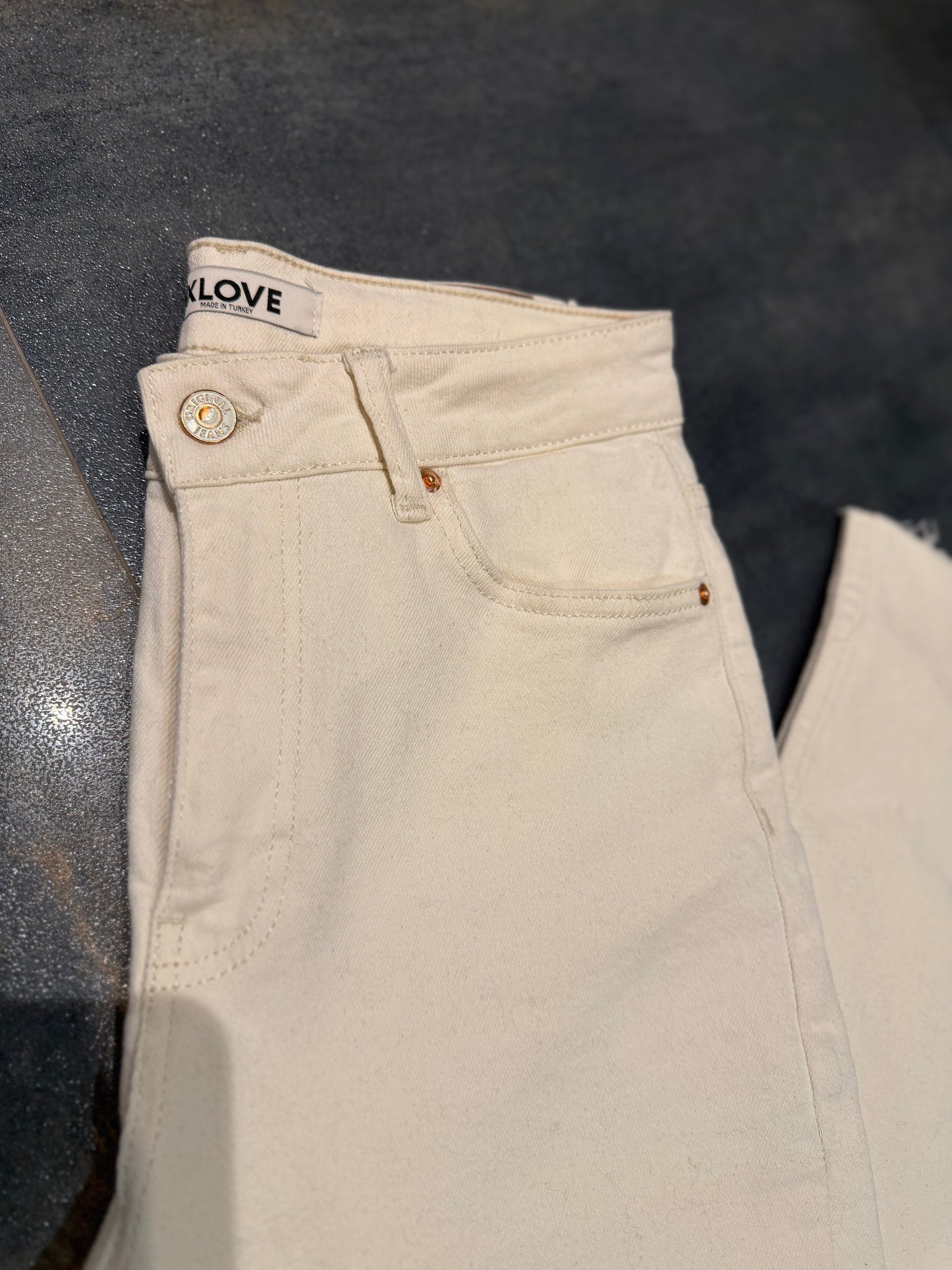 Xlove Bej Kesik Paça Jean