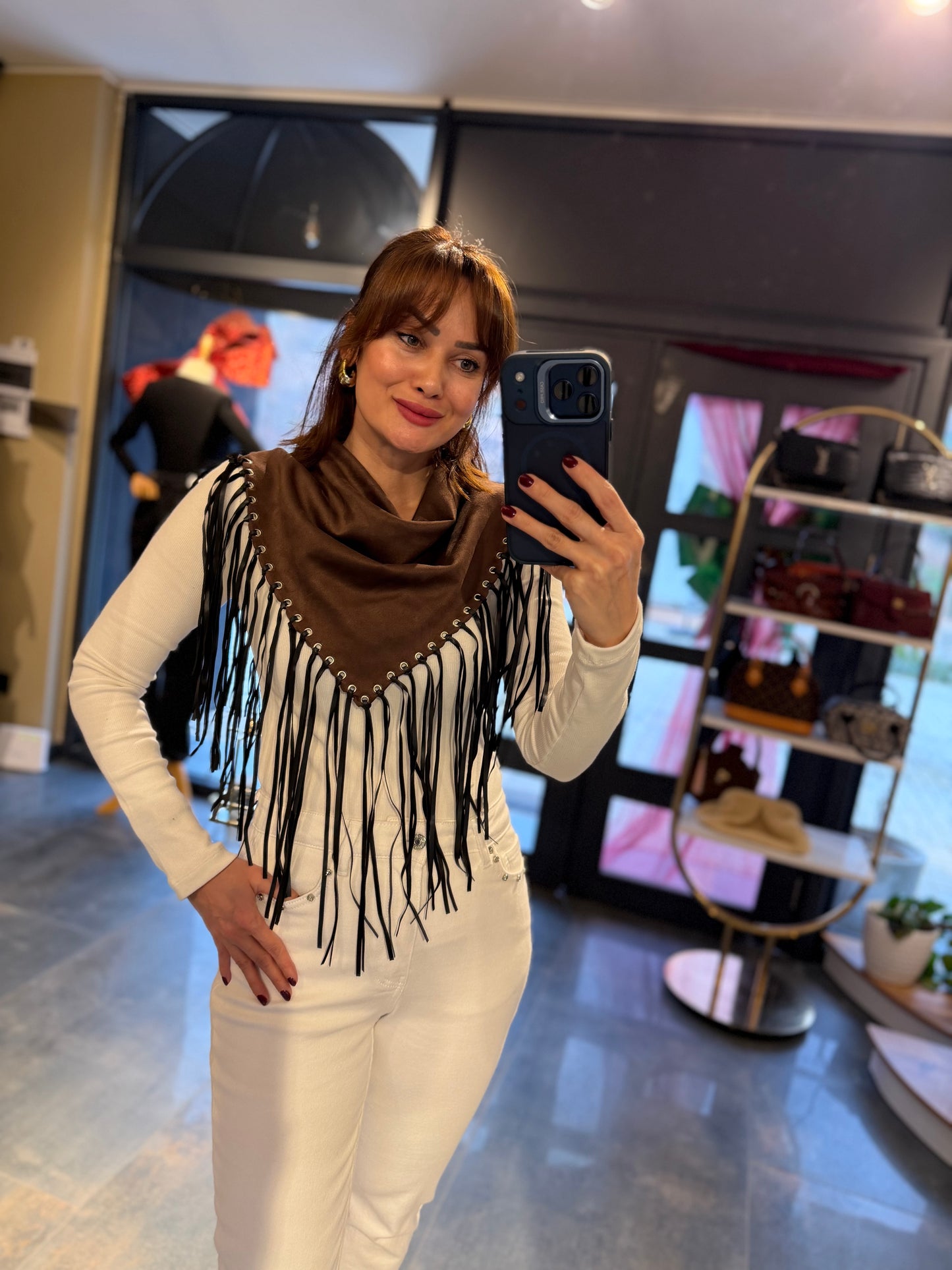 Kahve Püsküllü Boyunluk