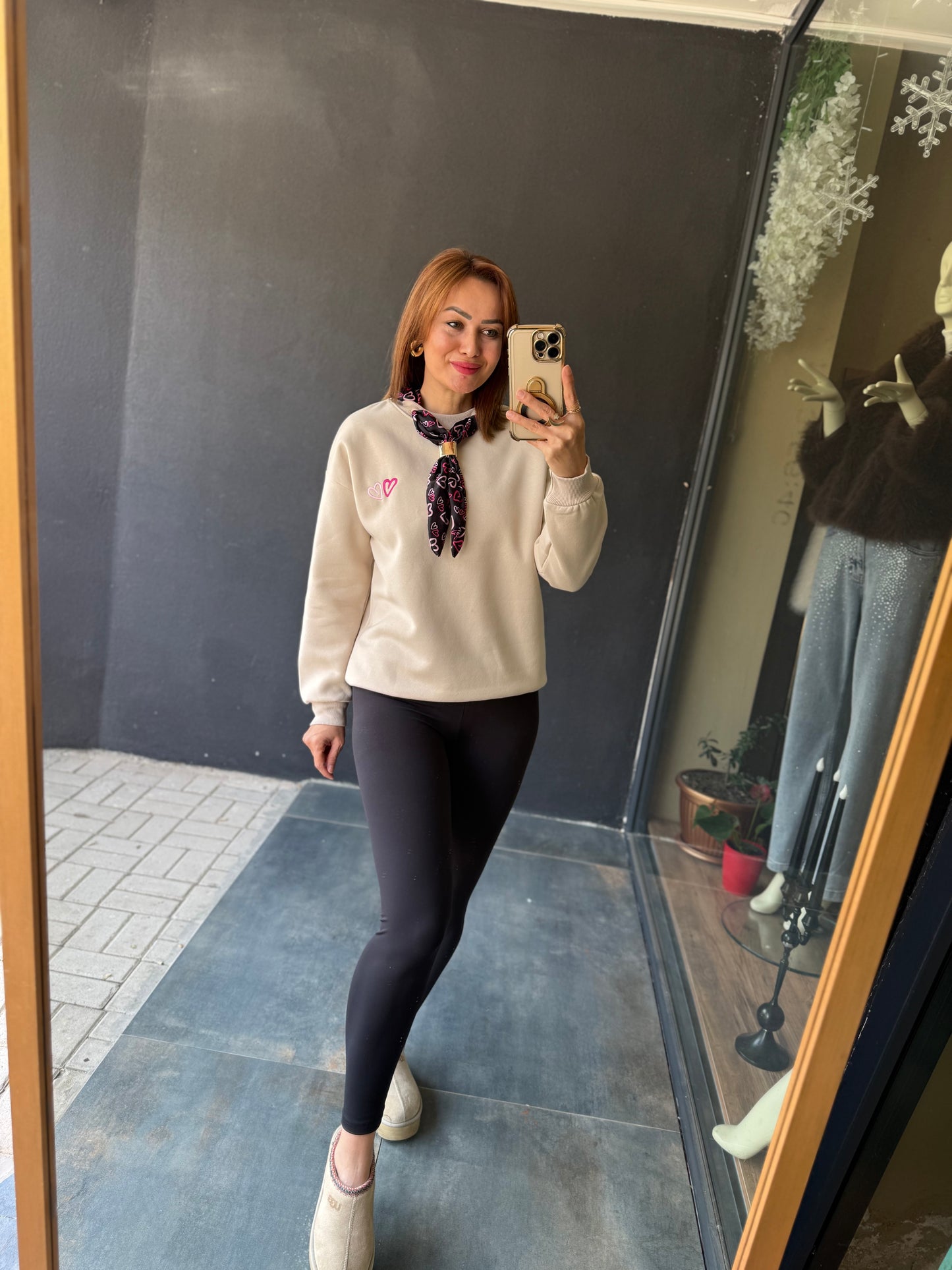 Boho Bej Aksesuar Detaylı Sweat