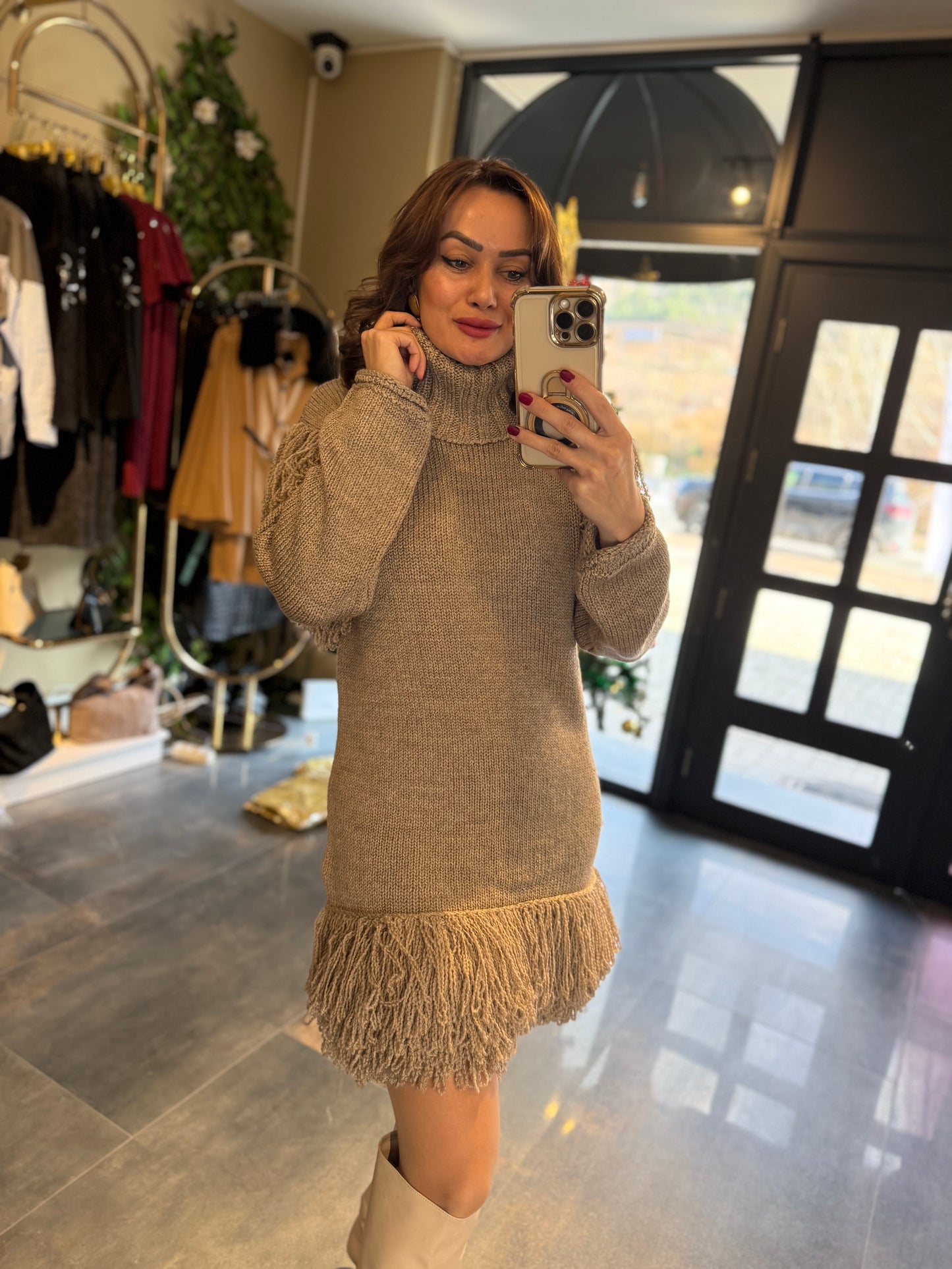 Broni Püsküllü Triko Elbise