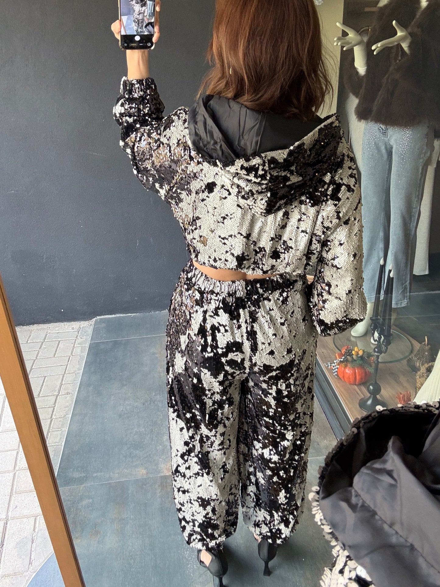 Kanty Siyah Pullu Takım