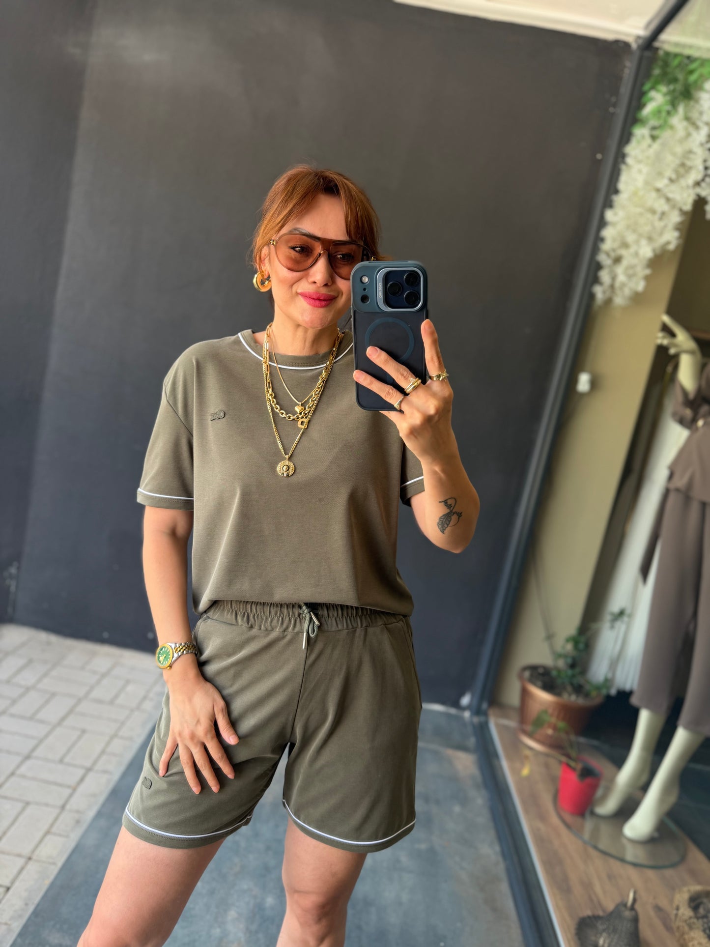 Günlük Basic Şortlu Kadın Takım Haki