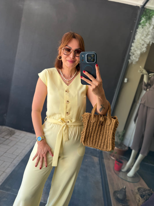 Premium Sarı Tensel Düğme Detaylı Kuşaklı Bol Paça Kadın Tulum