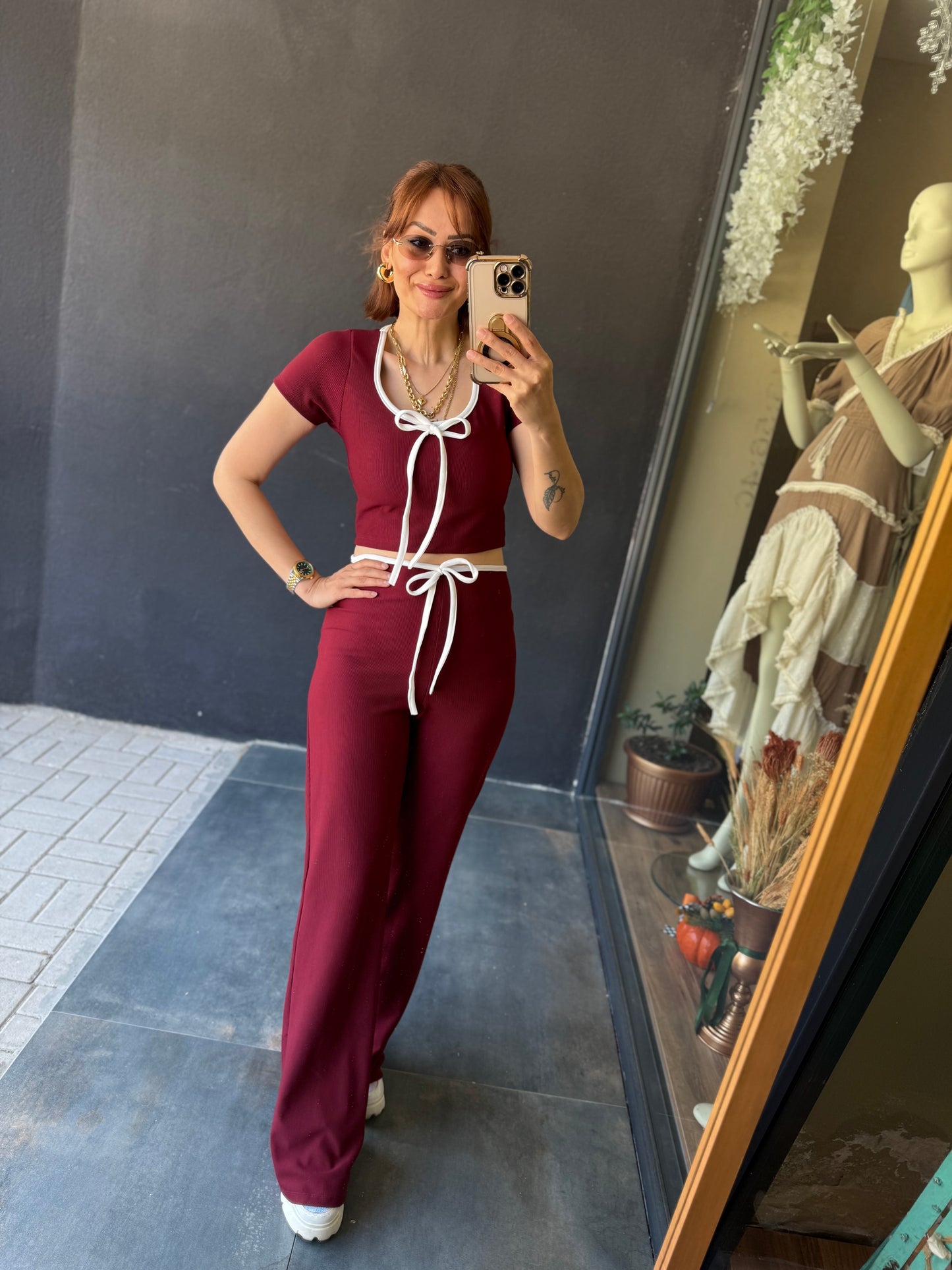 Monica Bordo Sale Takım