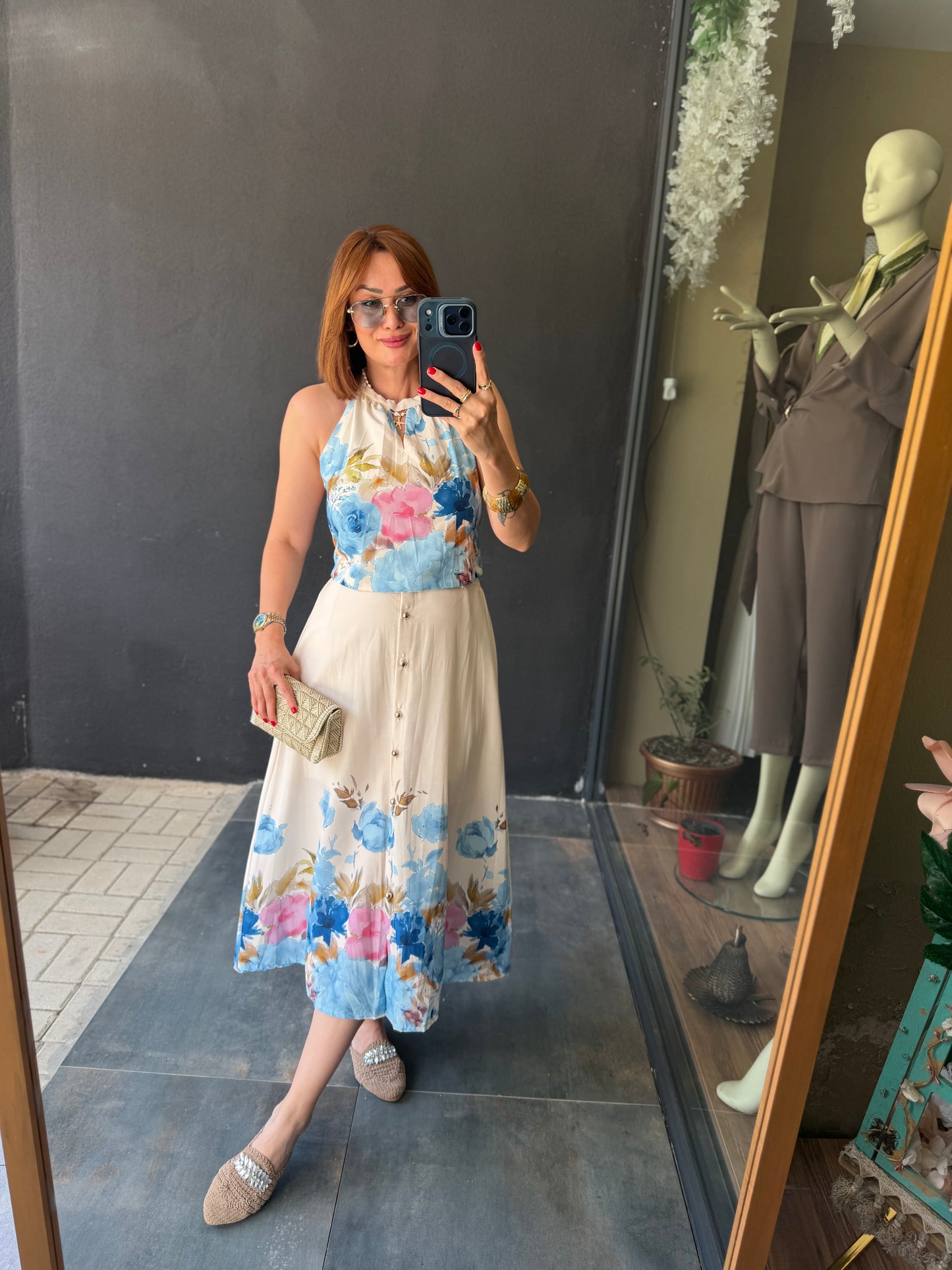 Kadın Çiçek Desenli Mavi Midi Etek ve Halter Yaka Bluz Takım