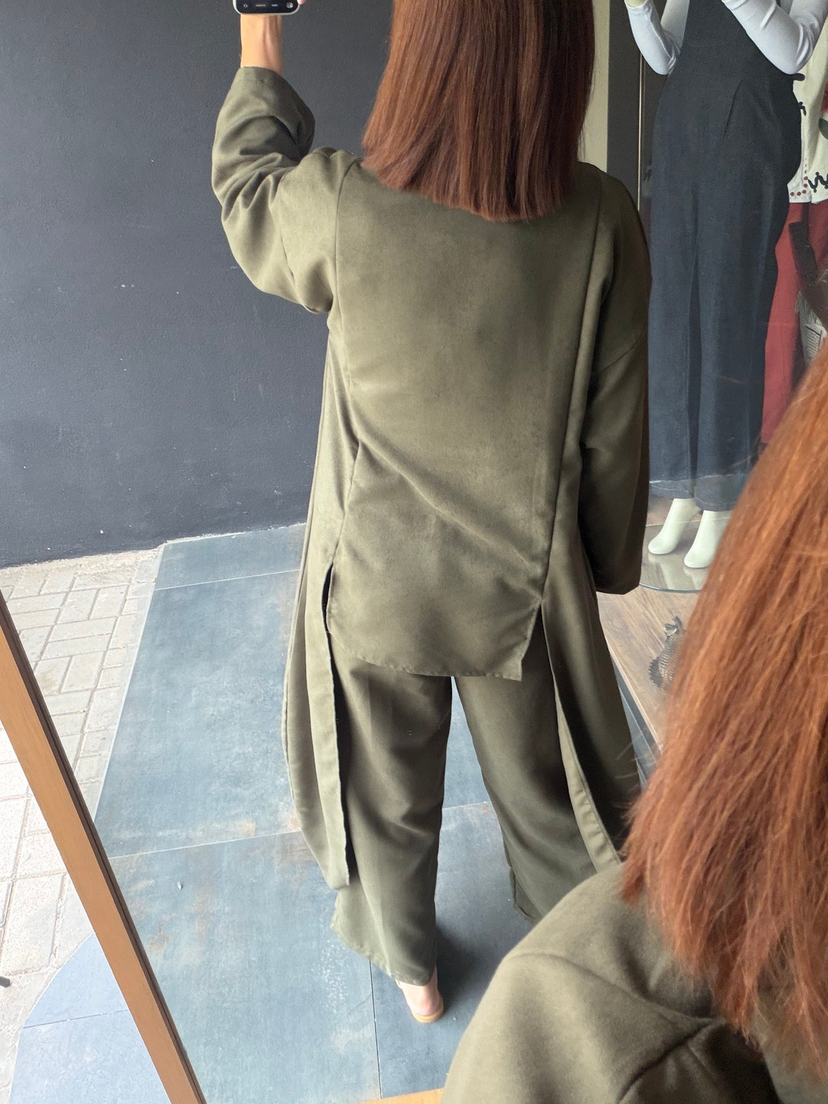 Alvessa Haki Süet Takım