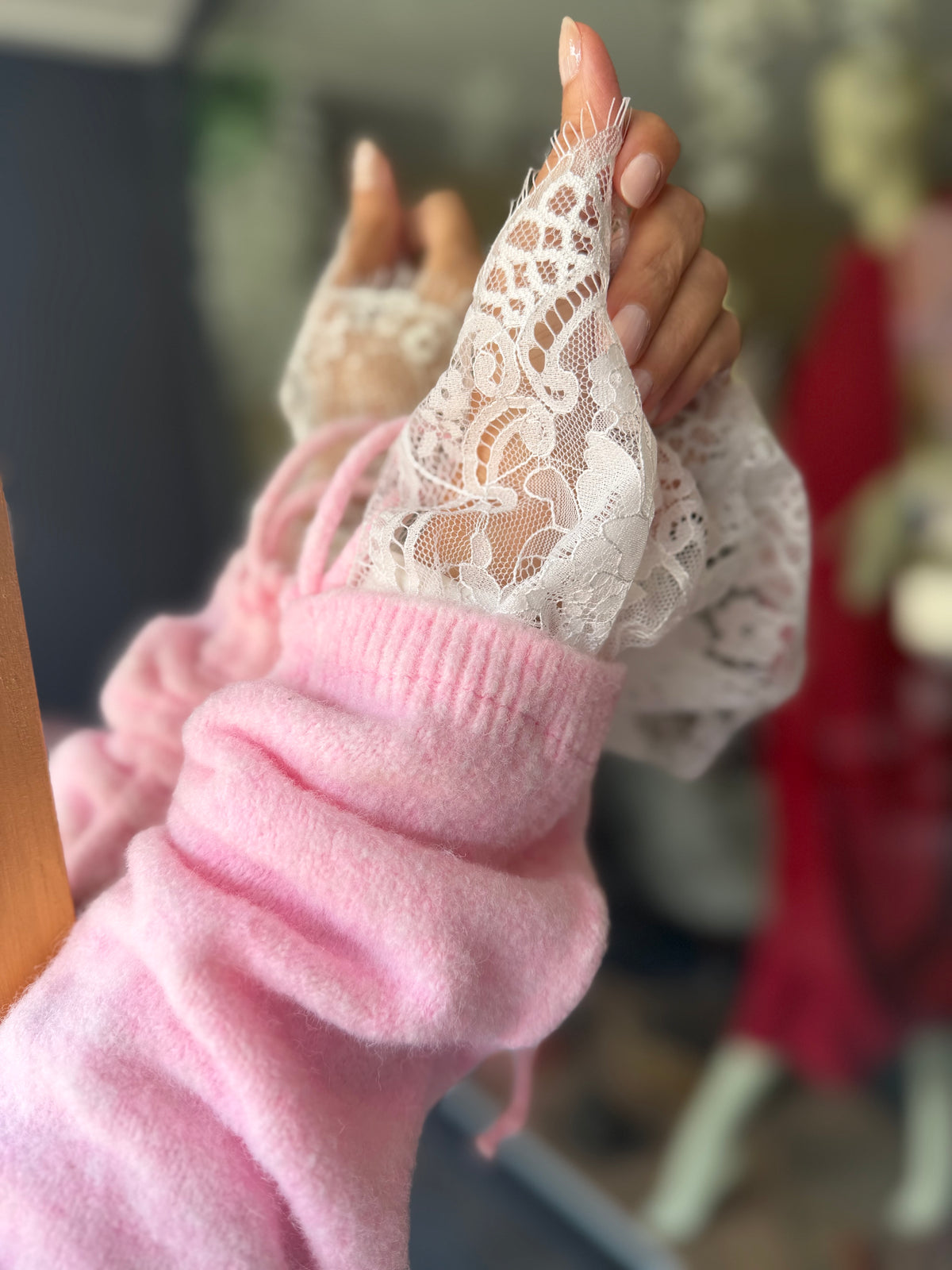 Norel Dantel Detaylı Pembe Hırka