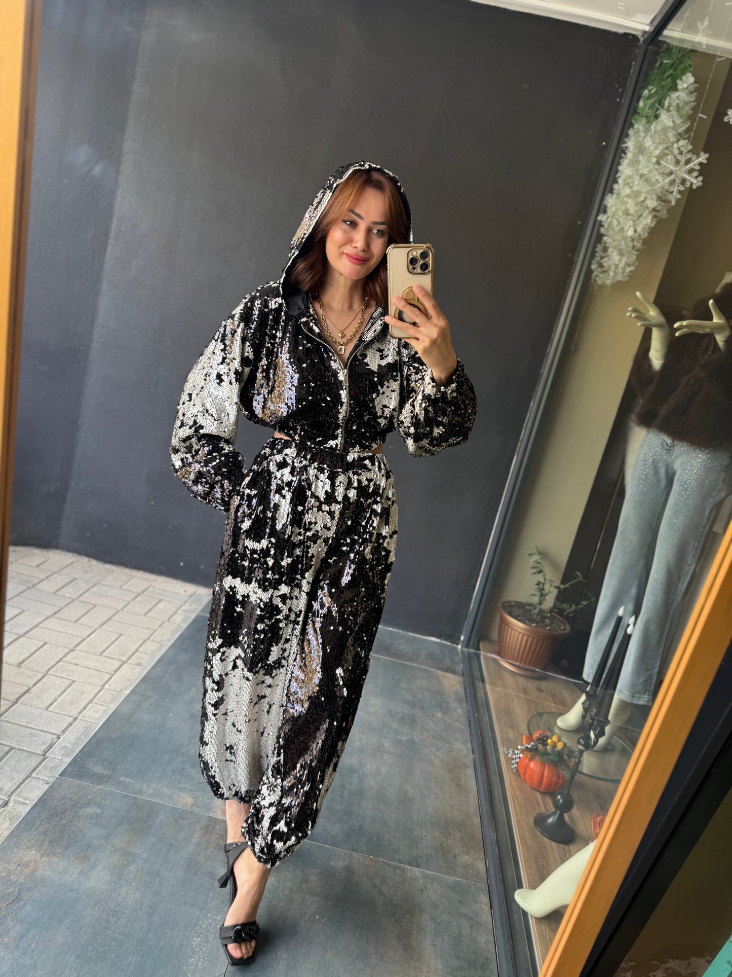 Kanty Siyah Pullu Takım