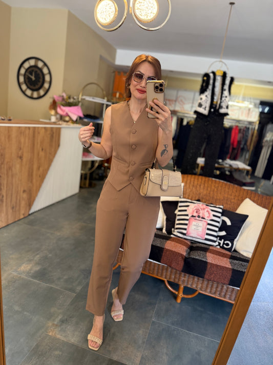 Cahide Camel Yelekli Takım