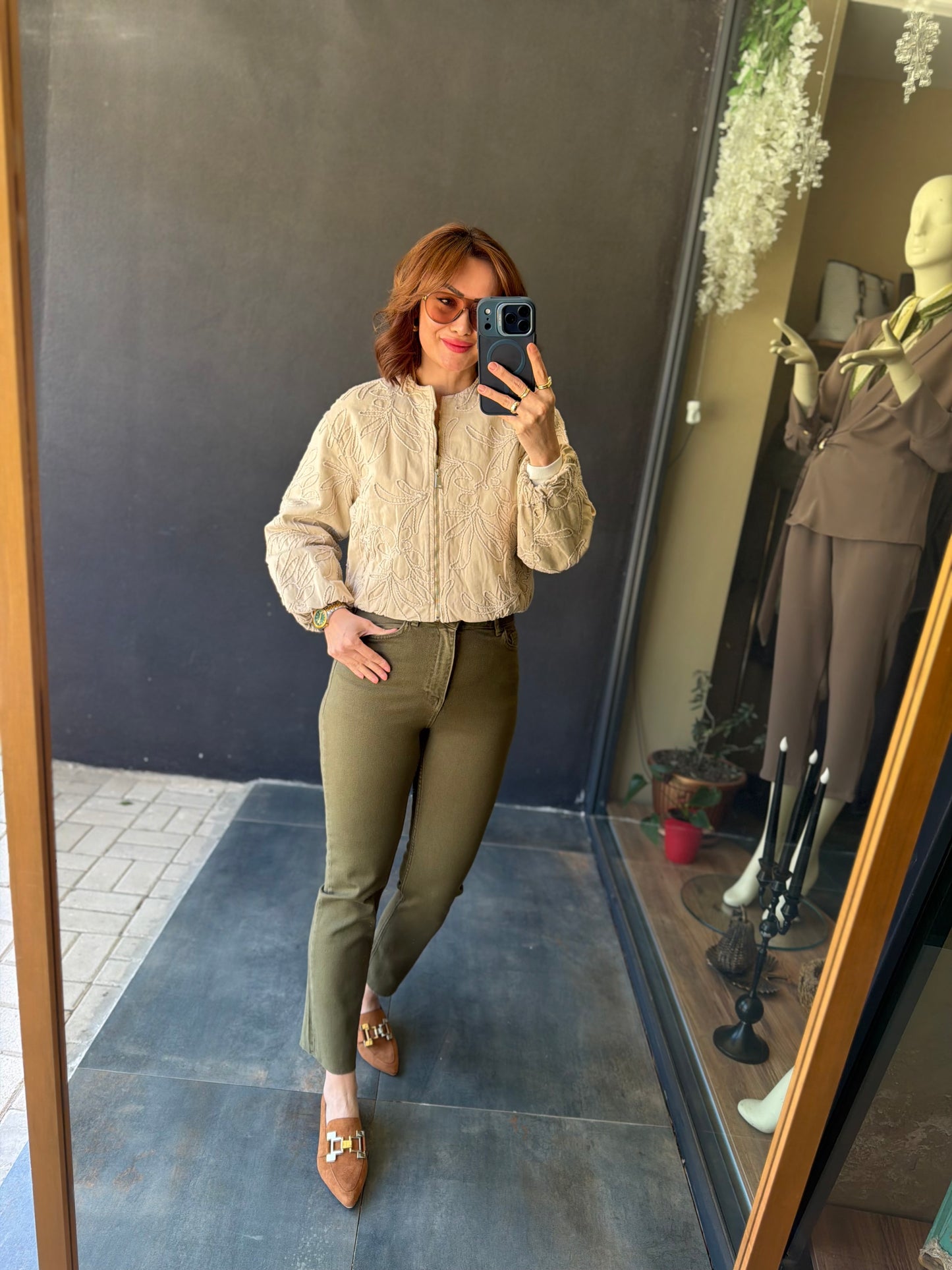 Xlove Haki Kesik Paça Toparlayıcı Jean