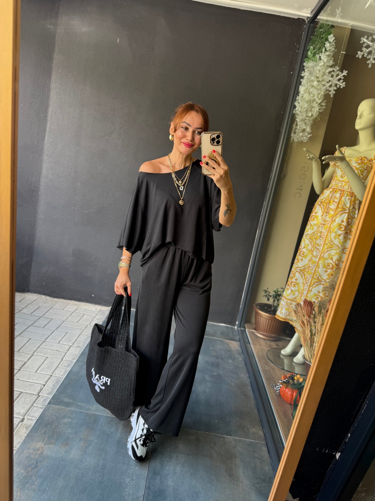 Look Siyah Modal Takım