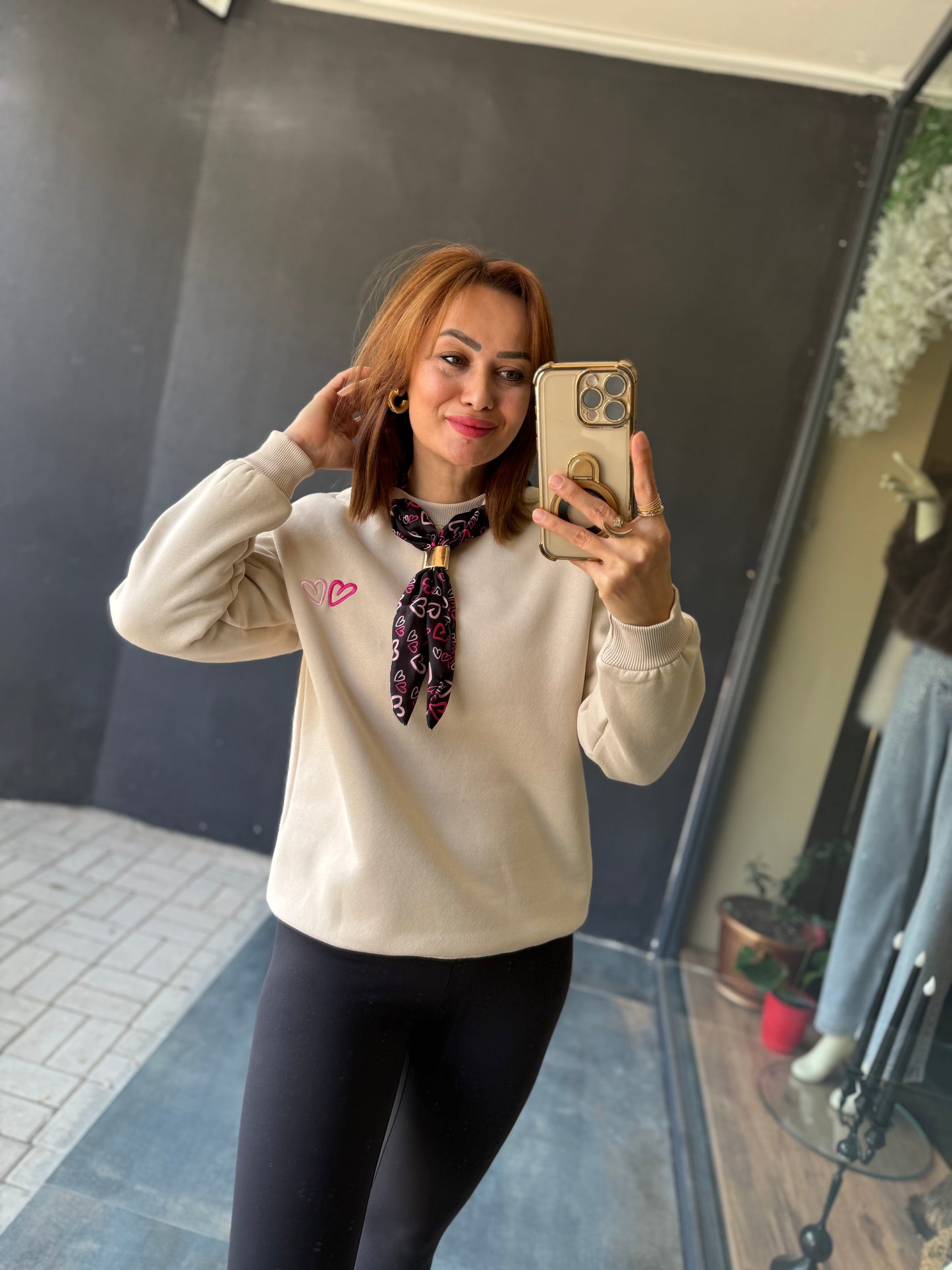 Boho Bej Aksesuar Detaylı Sweat