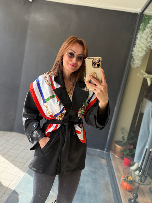 Table Siyah Trenchcoat