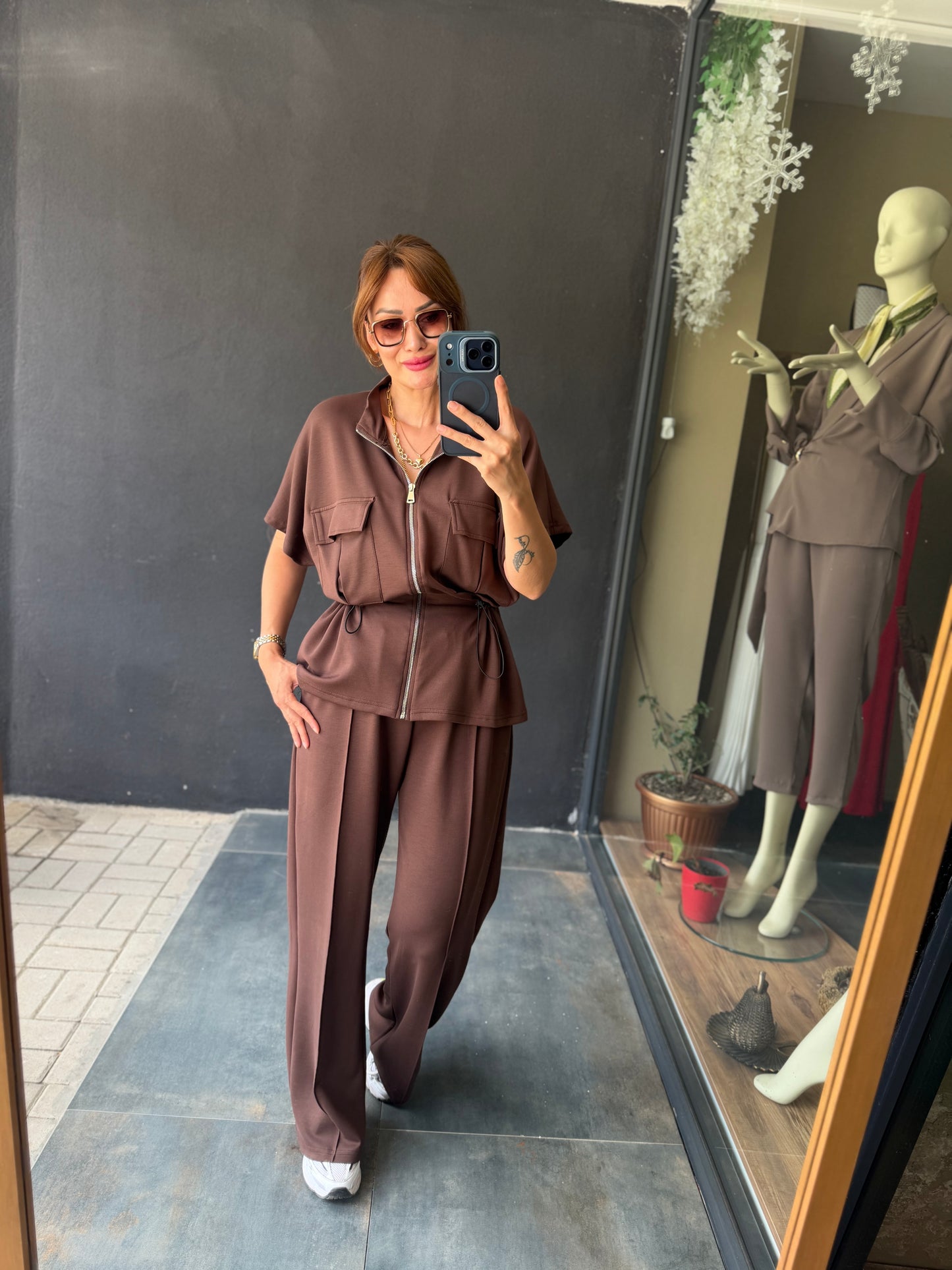Kahve Modal Spor Takım