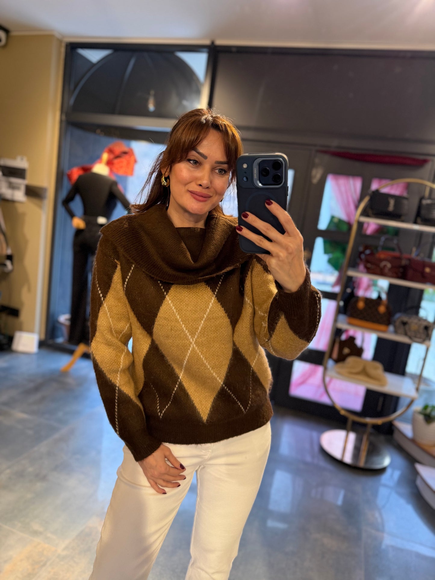 Lucente Kahve Şal Yaka Baklava Desen Kazak